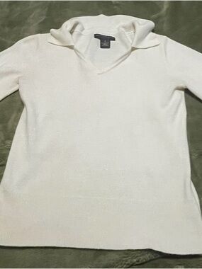 Copper Key Women's White Acrylic Sweater